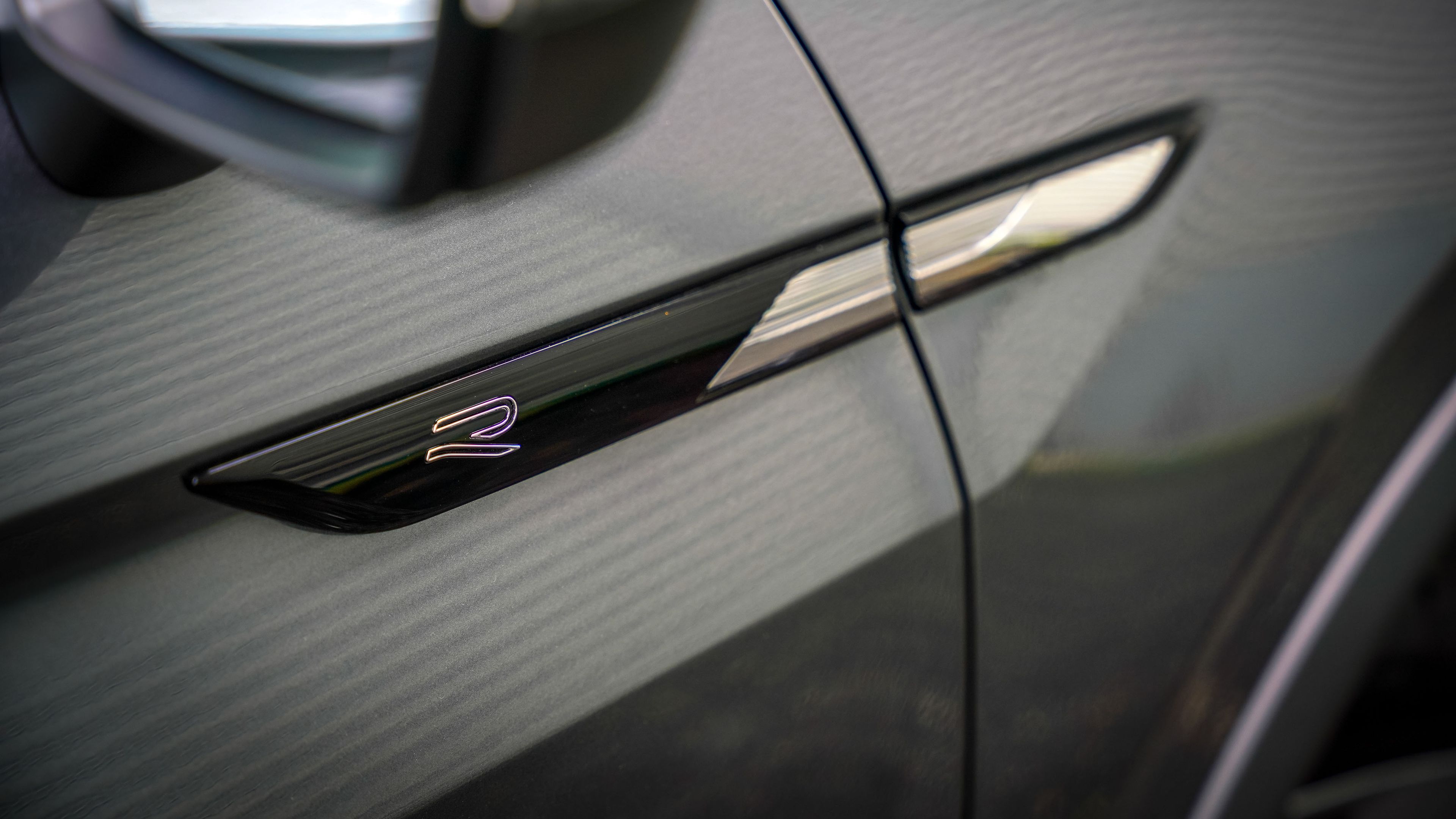 Volkswagen Tiguan Allspace R-Line styling