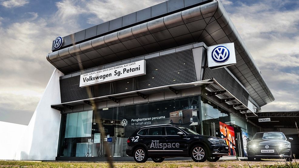 volkswagendealerspotlightleemotors
