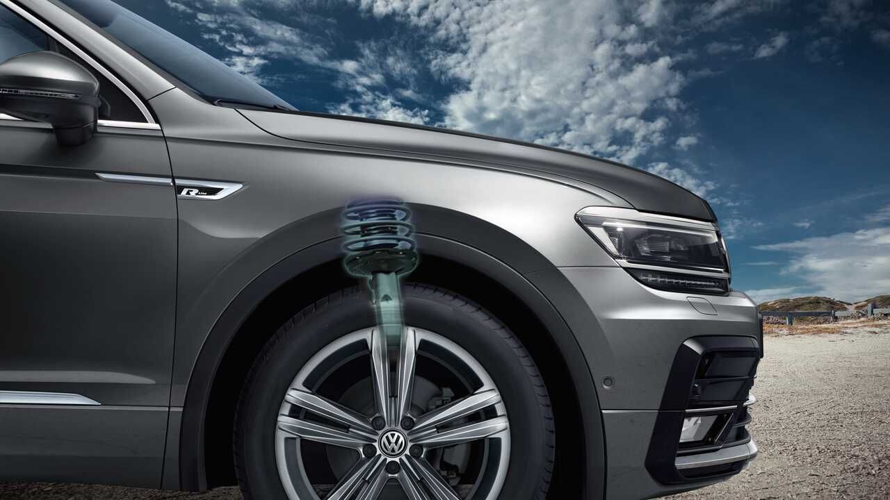 Volkswagen Tiguan Allspace R-Line DCC with Driving Mode Selection